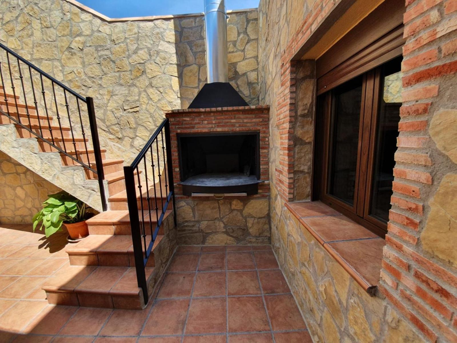Casa Rural Del Pantano 4 Estrellas Buenache de Alarcon المظهر الخارجي الصورة